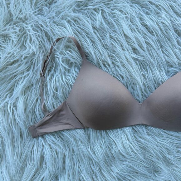 Skims Wireless Form Pushup Plunge Bra Clay Size 32DD - Picture 3 of 9